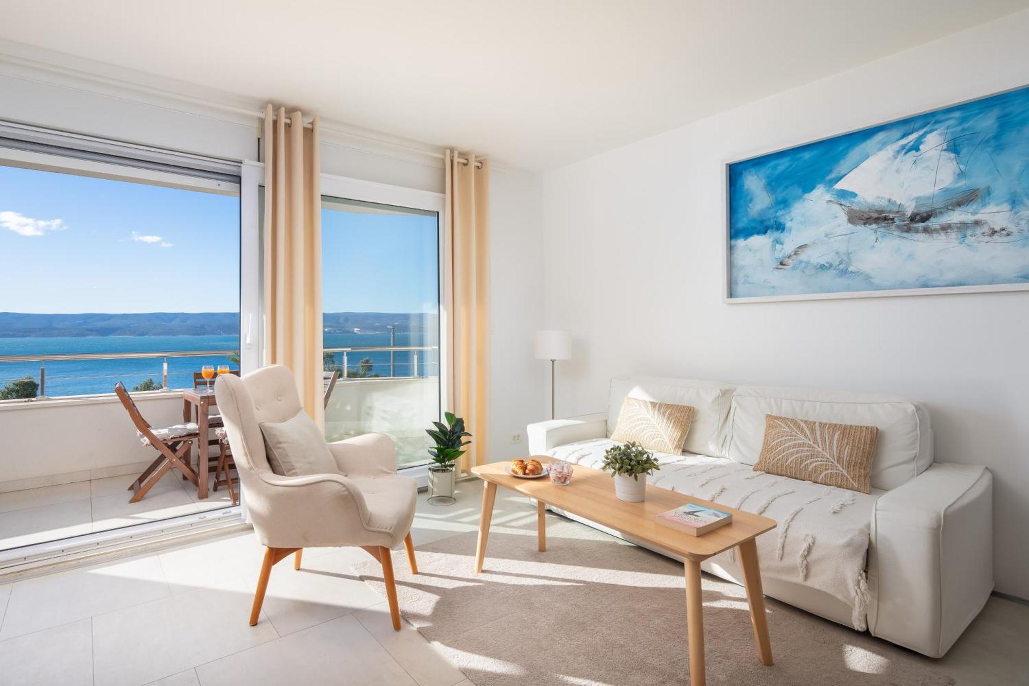 Apartament Jolara With Heated Pool